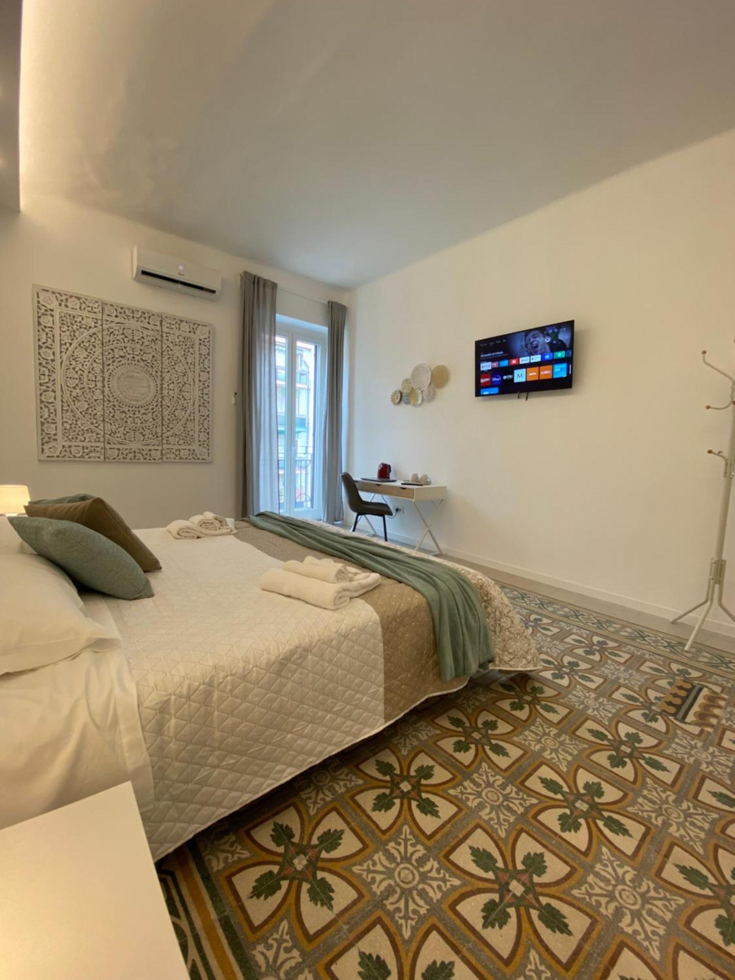 Conte Cavour Apartman Bari Kültér fotó